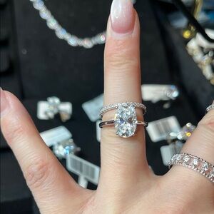 Sterling Silver Oval Cubic Zirconia Engagement Ring - White